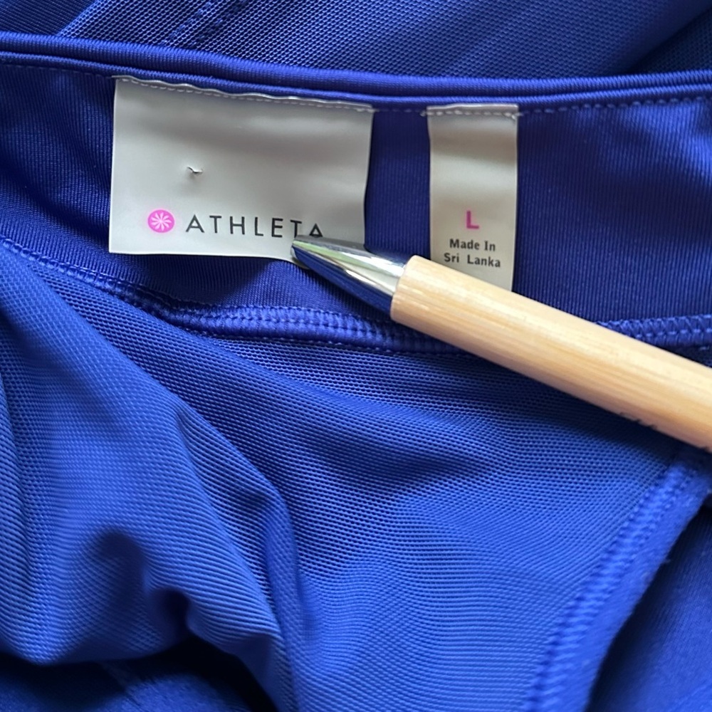 Athleta Racer Back Fitted Athletic Tank Built in Bra Mesh Pocket Womens Size L - Picture 7 of 9
